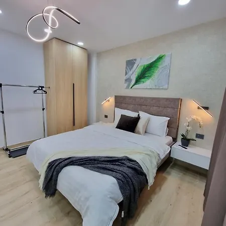 בראשוב Casa Chiper - Apartament Parter מראה חיצוני תמונה
