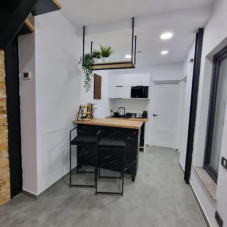 בראשוב Casa Chiper - Apartament Parter מראה חיצוני תמונה